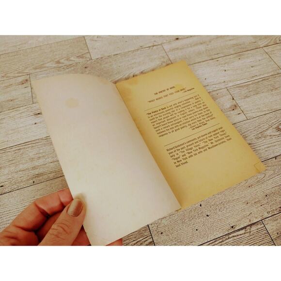 Richard Goldstein’s The Poetry Of Rock Lyrics Bantam 1976 PB 12th Printing - Picture 14 of 14